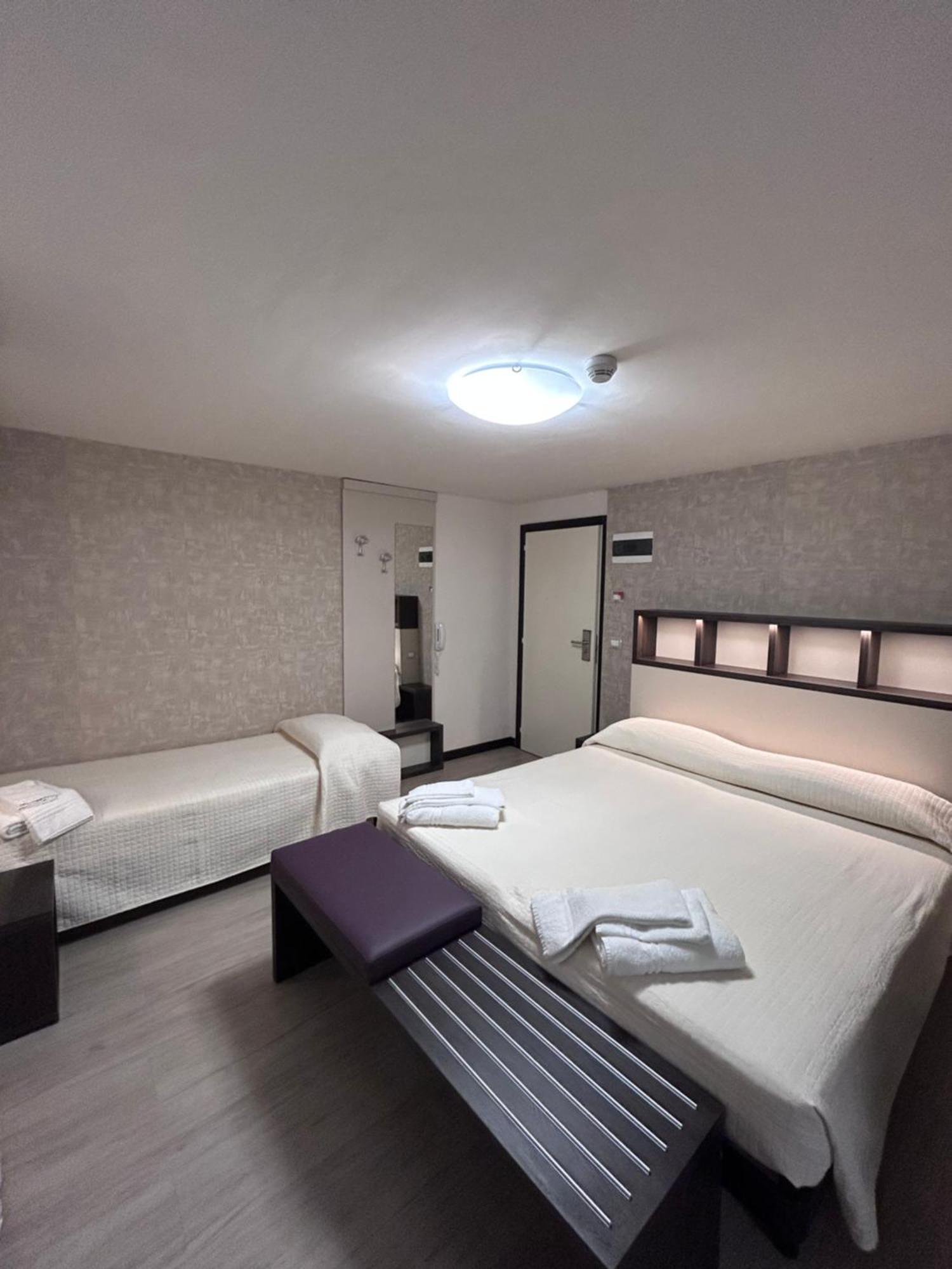 Hotel Letizia 3*
